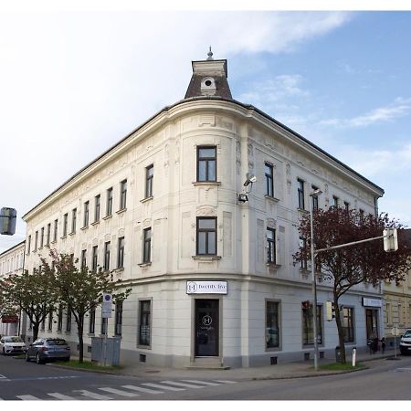 Twenty Five - Work & Life Apartments Amstetten Bagian luar foto
