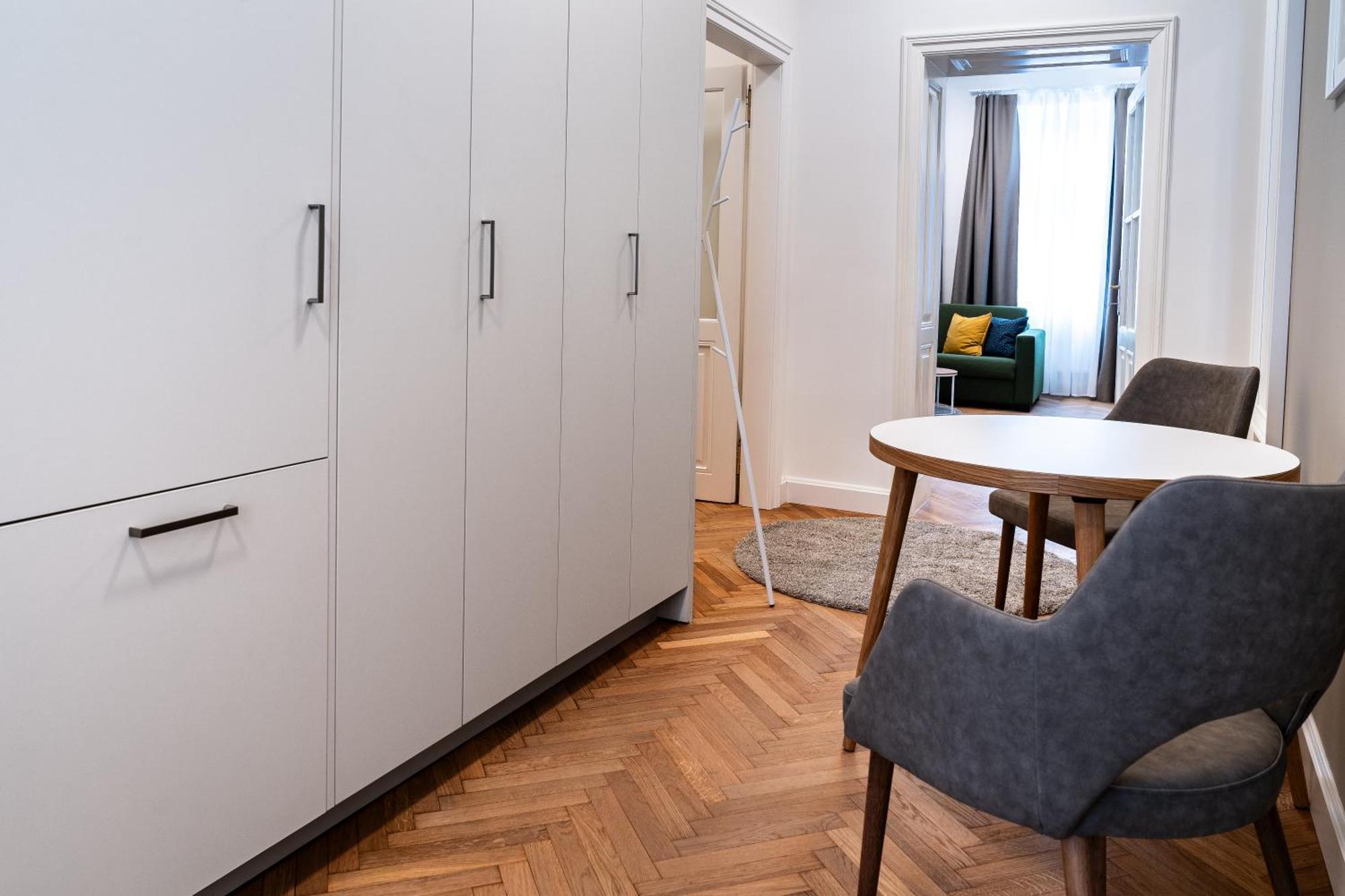 Twenty Five - Work & Life Apartments Amstetten Bagian luar foto