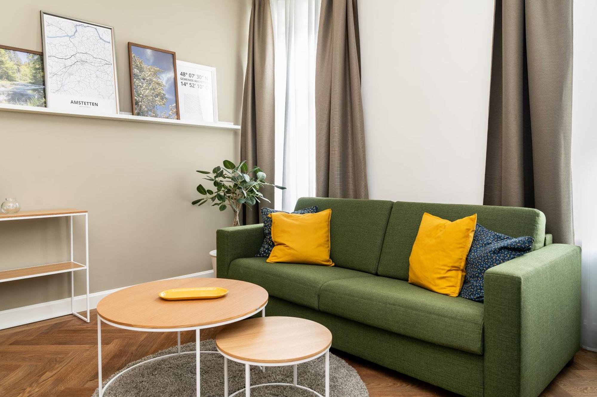 Twenty Five - Work & Life Apartments Amstetten Bagian luar foto